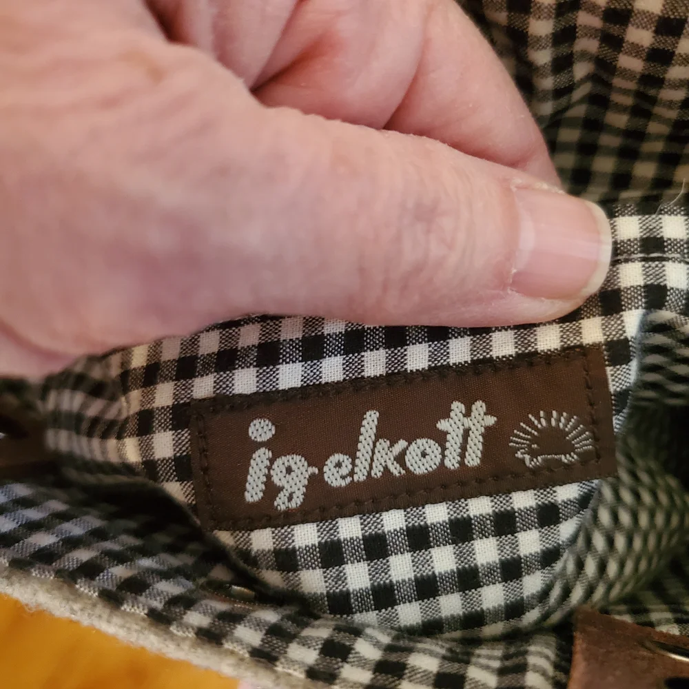 Artisan Made / Ig-elkott / Two Tone Leaf Design / Tote Bag With Leather Handles